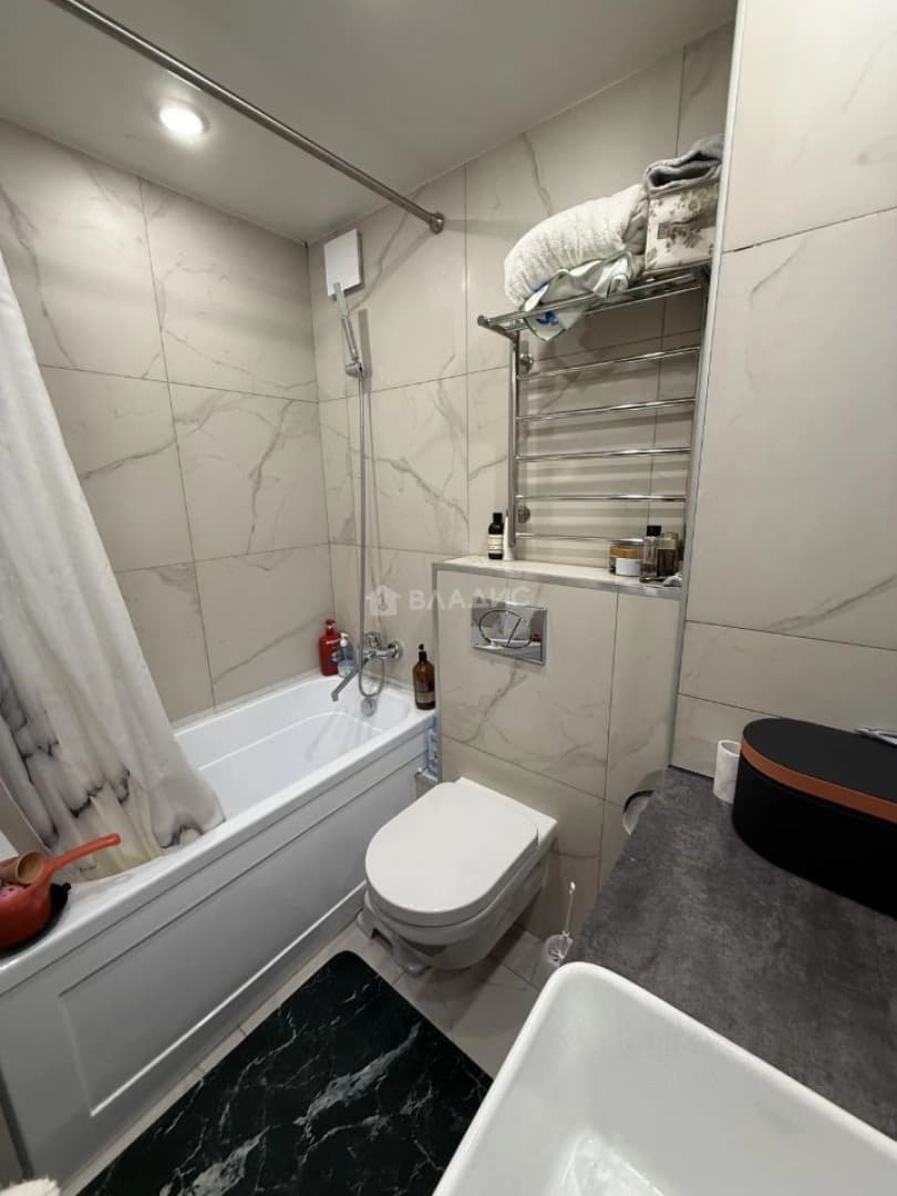 Photo 10