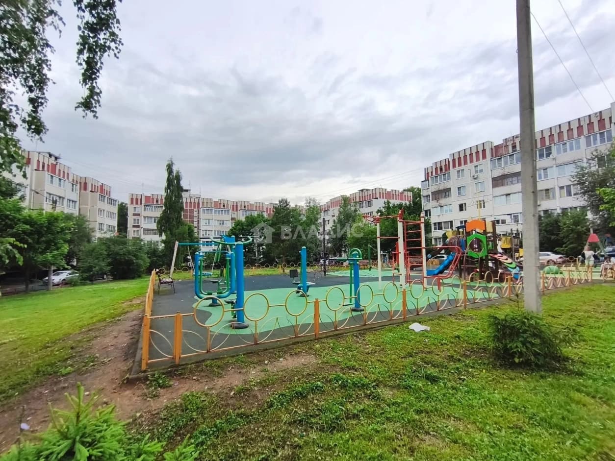 Photo 43