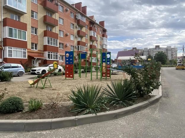 Купить квартиру на вторичке на улице Кропоткина в Ейске. Вариант № 2257659, 0, площадь - квм, цена 6500000 рублей
