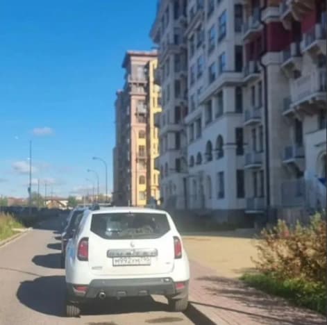 Купить двухкомнатную квартиру с ремонтом на вторичке на улице Маршала Бирюзова в Одинцове. Вариант № 2391453, 1, площадь - квм, цена 12900000 рублей