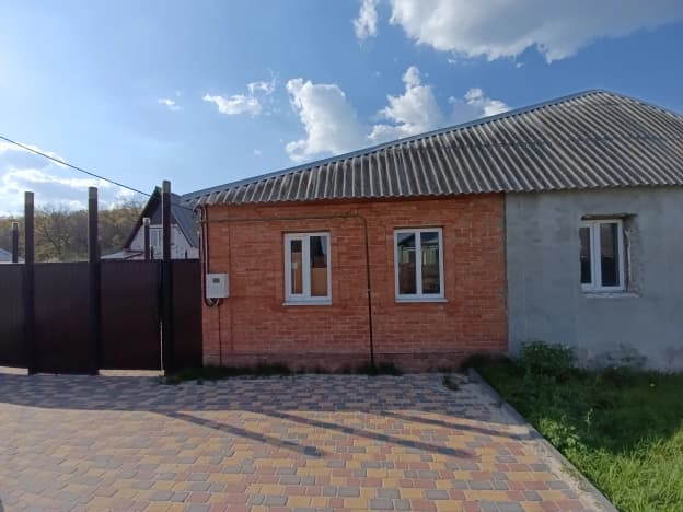 Купить дом в селе Шагаровка в Белгородском районе на улице Ежевичная , микрорайон Дальний в Белгородской области. Вариант № 2164144, 1, площадь - квм, цена 5490000 рублей