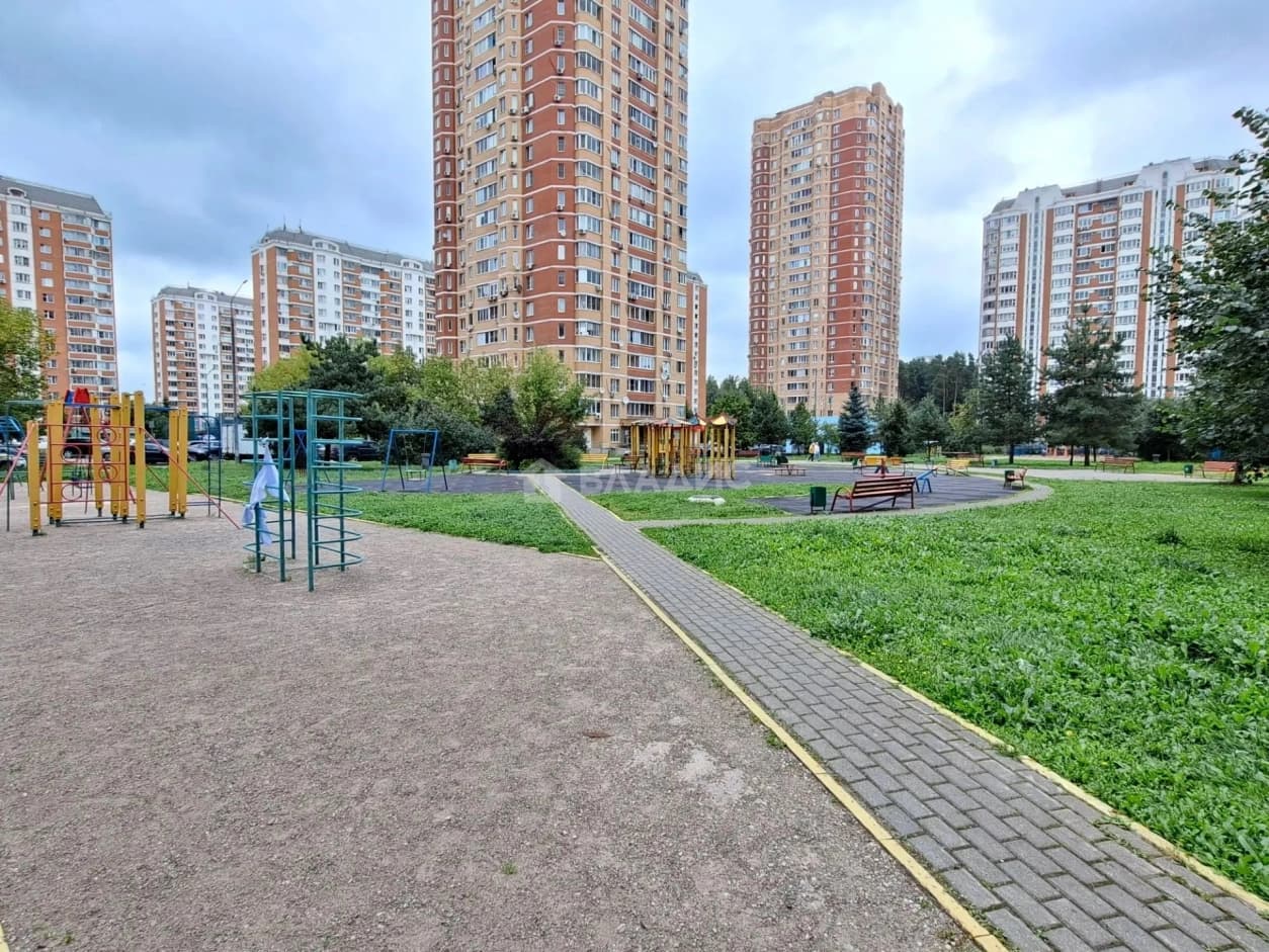 Photo 33