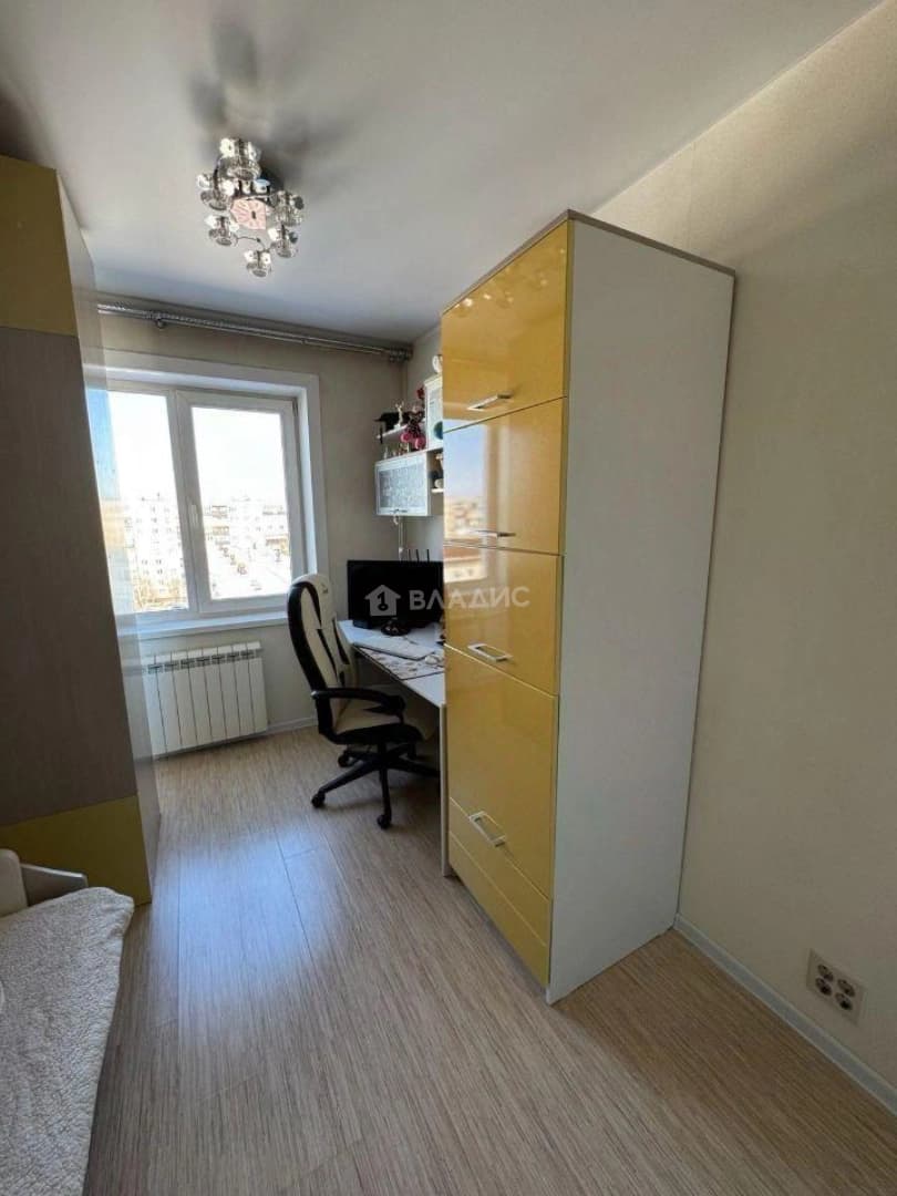 Photo 6