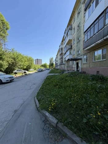 Купить трехкомнатную квартиру площадью 50 кв.м на вторичке в Тюменской области. Вариант № 2213435, 0, площадь - квм, цена 4990900 рублей