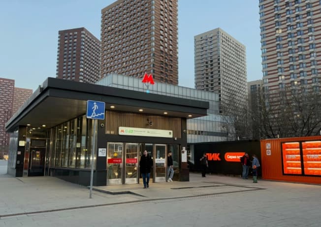 Купить квартиру у метро Филевский парк в Москве. Вариант № 2379182, 1, площадь - квм, цена 28000000 рублей