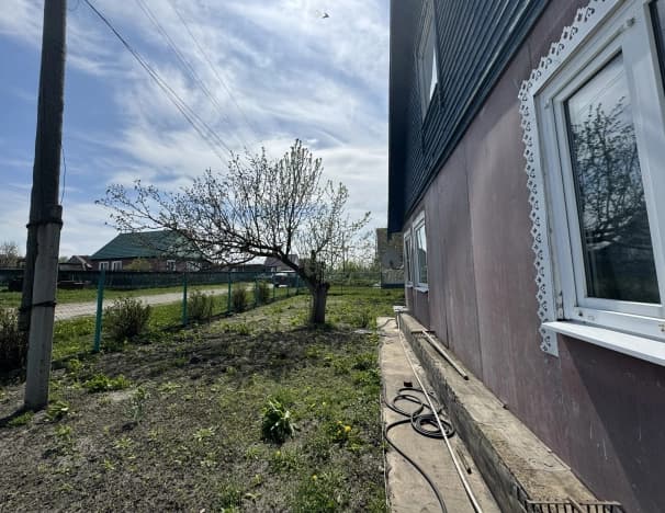Купить дом в селе Красный яр в Балаковском районе на улице Механизаторов, село Красный Яр в Саратовской области. Вариант № 2169706, 0, площадь - квм, цена 1000000 рублей
