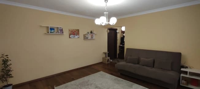 Снять квартиру в Микрорайоне 7А, Тобольск в Тобольске. Вариант № 1699428, 1, площадь - квм, цена 38000 рублей