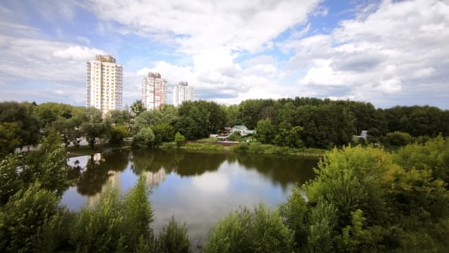 Купить двухкомнатную квартиру с ремонтом на вторичке на улице Суворова в Калуге. Вариант № 2270114, 0, площадь - квм, цена 7349000 рублей