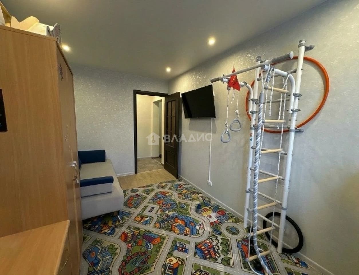 Photo 5