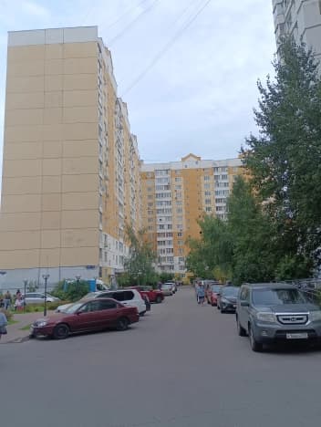 Купить однокомнатную квартиру с ремонтом в районе Строгино в Москве. Вариант № 2299058, 1, площадь - квм, цена 9250000 рублей