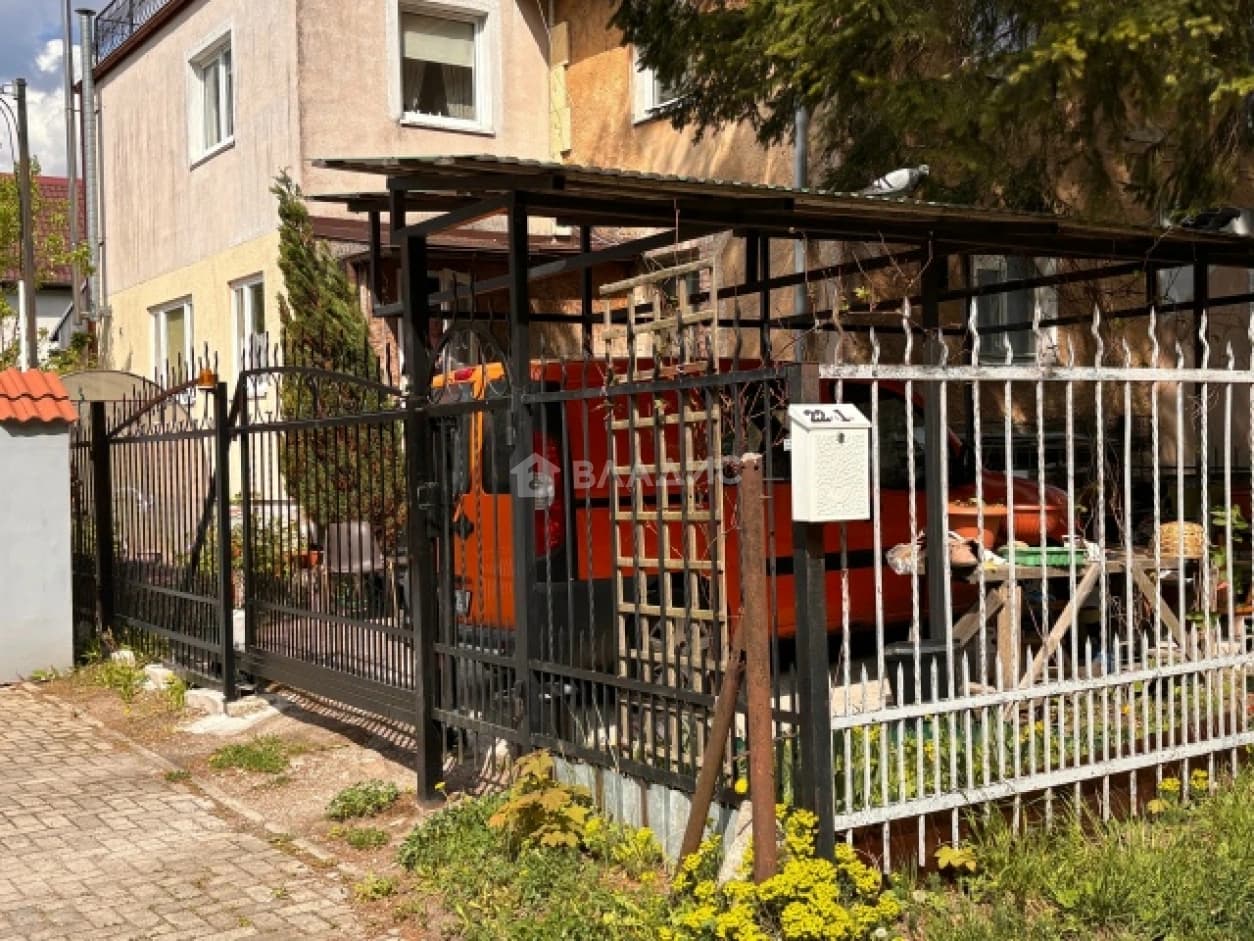 Photo 33