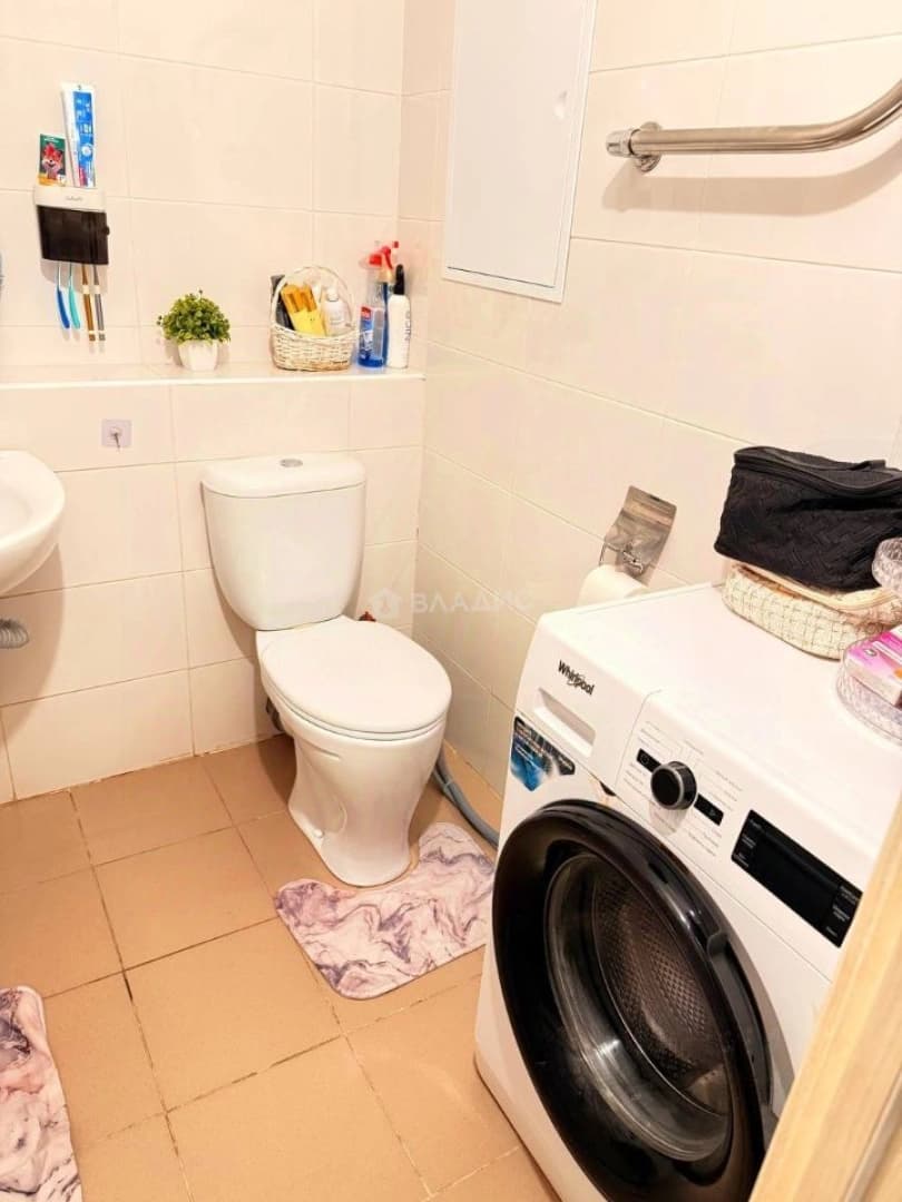 Photo 12