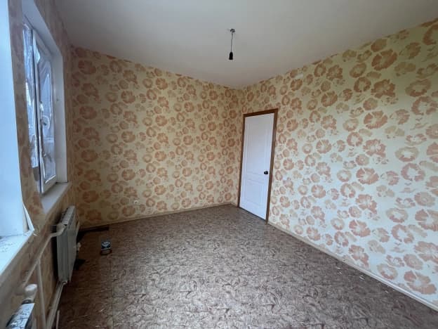 Купить квартиру на 1 этаже в Саратовской области. Вариант № 2204101, 1, площадь - квм, цена 2100000 рублей