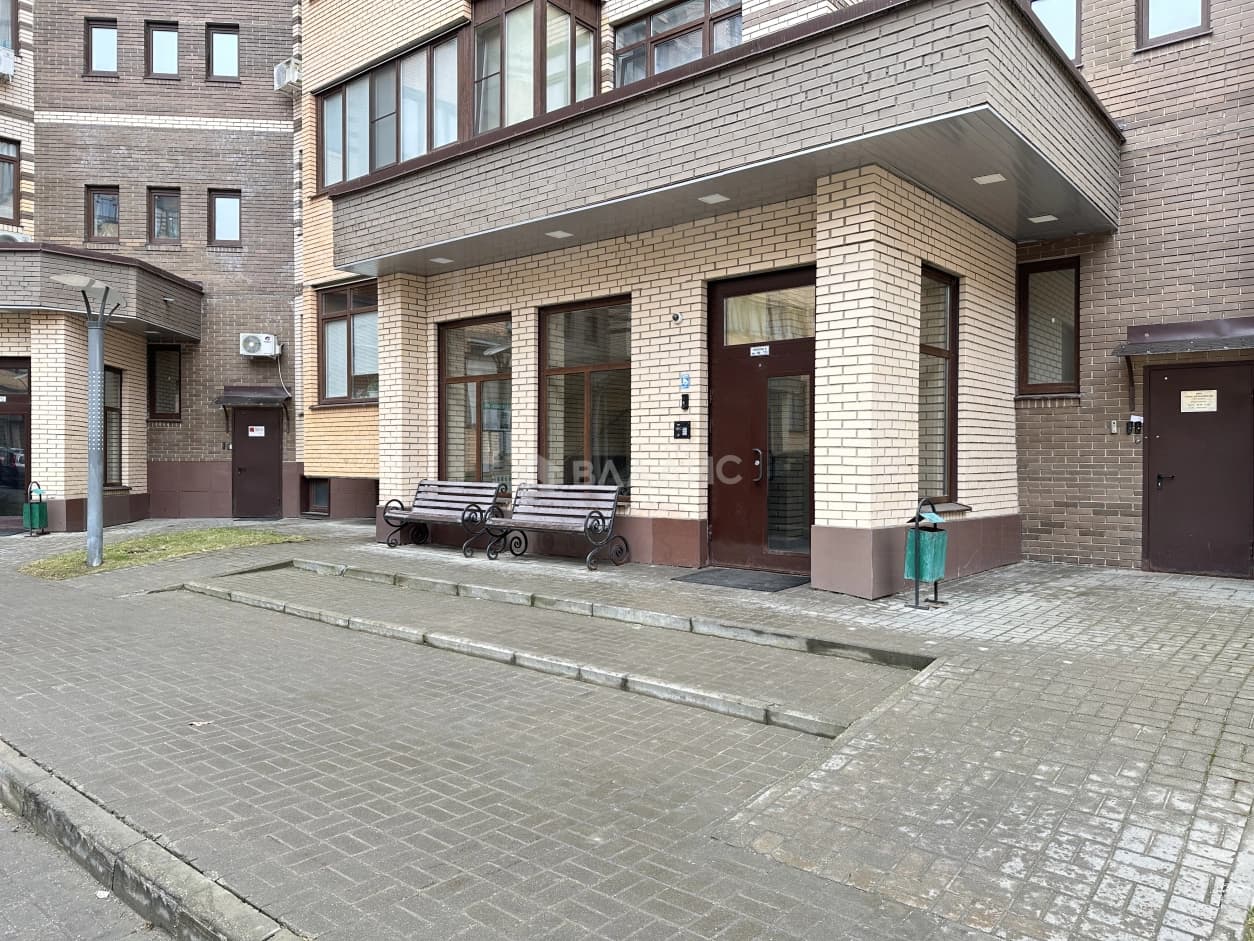 Photo 32