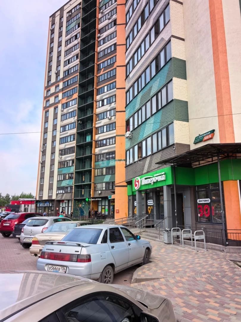 Photo 12