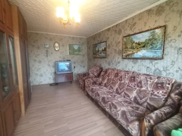Купить трехкомнатную квартиру в Выгоничском районе в Брянской области. Вариант № 2291552, 1, площадь - квм, цена 1400000 рублей