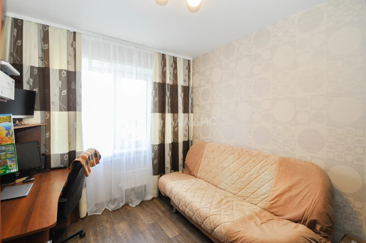 Photo 12