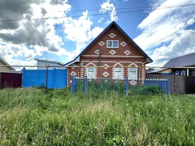 Купить дом в селе Сокуры в Лаишевском районе на улице Радужная , село Сокуры в Республике Татарстан (татарстан). Вариант № 2222887, 0, площадь - квм, цена 3500000 рублей