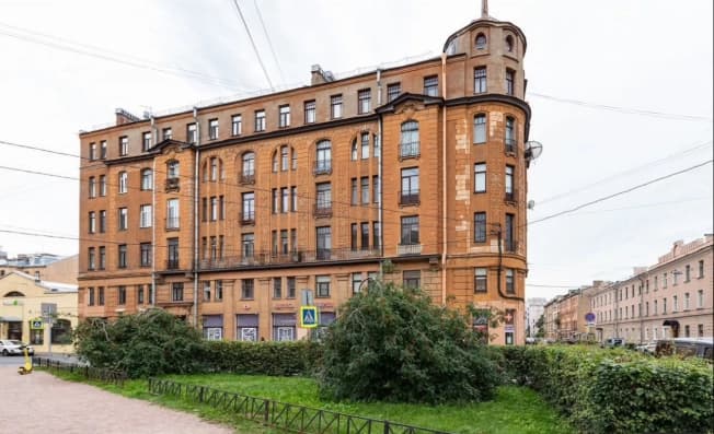 Купить комнату в Ленинградской области. Вариант № 2383990, 1, площадь - квм, цена 4300000 рублей