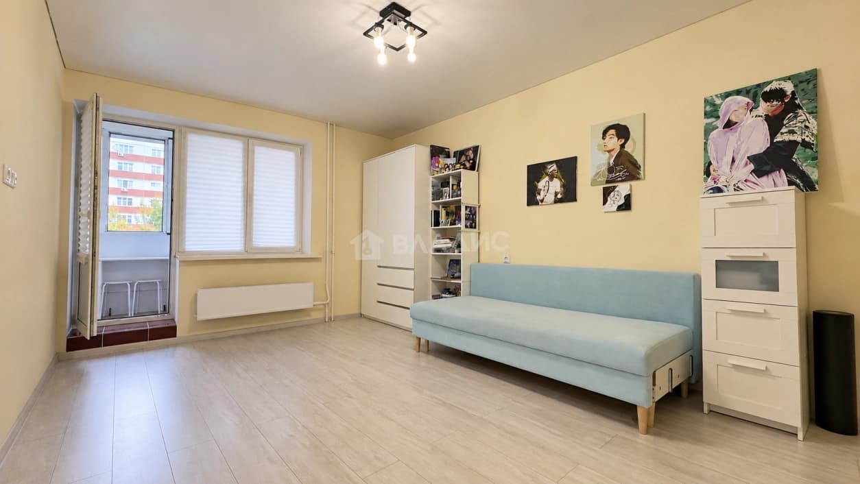 Photo 1