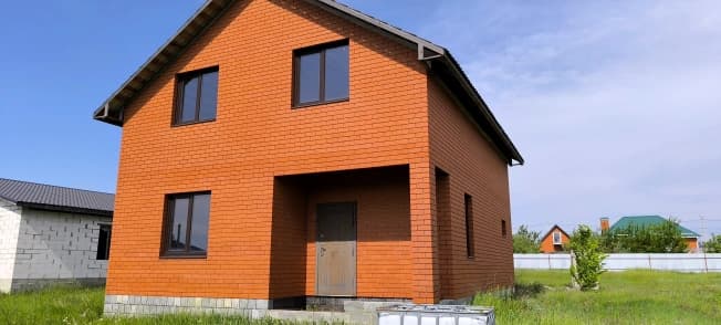 Купить дом на улице 50-летия Яковлевского района в Строителе. Вариант № 2080119, 0, площадь - квм, цена 4950000 рублей