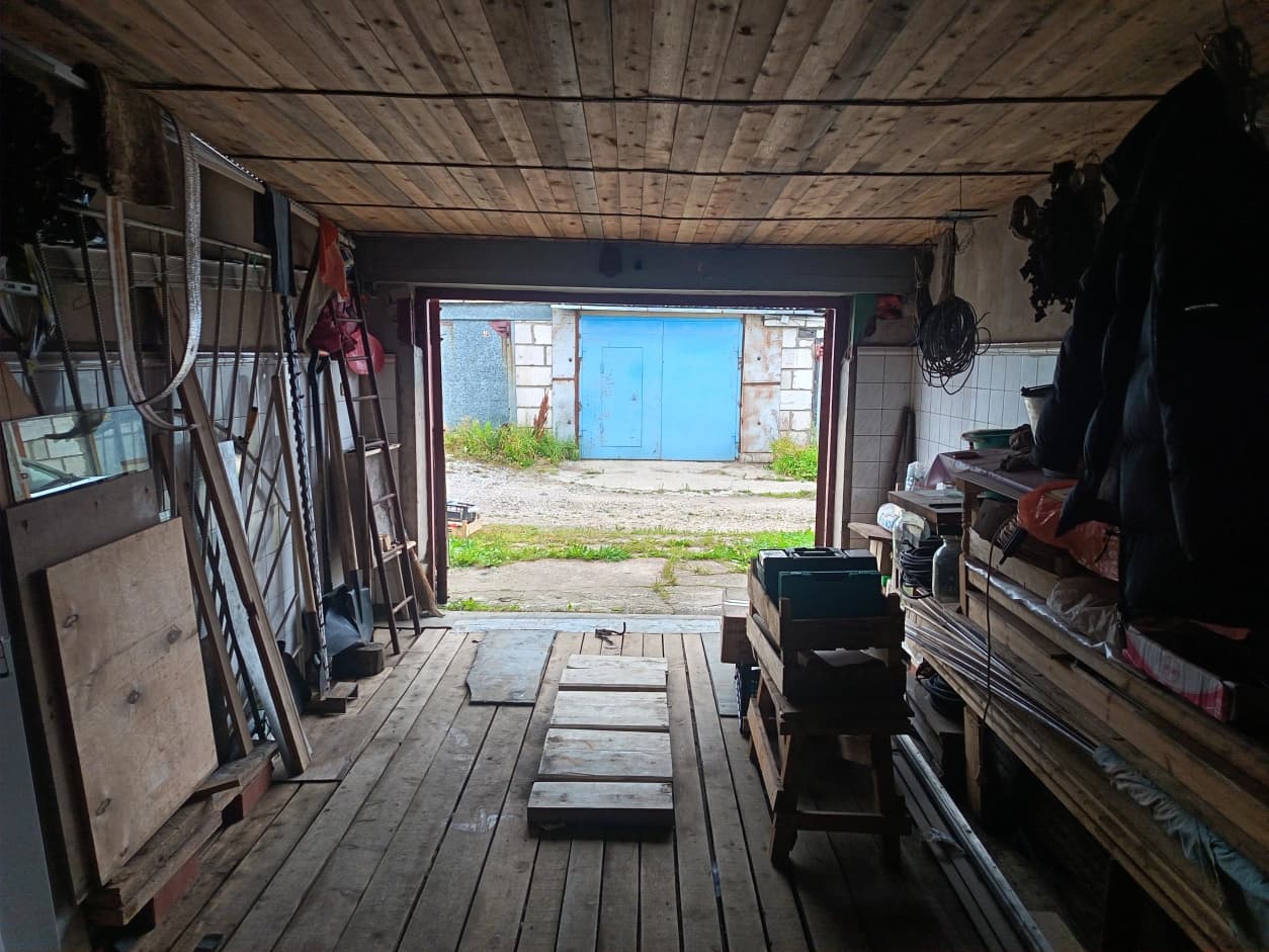 Photo 8