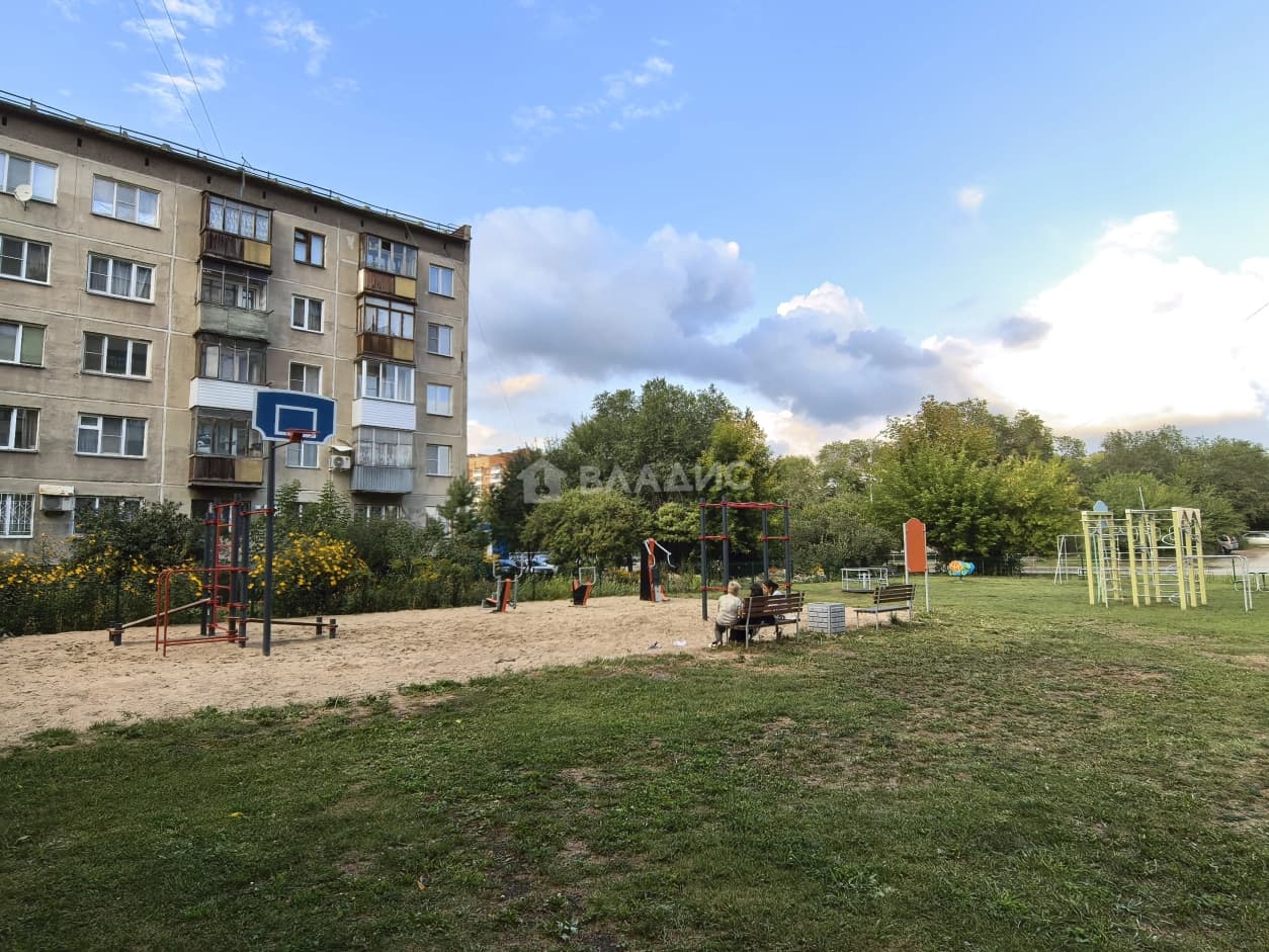 Photo 48