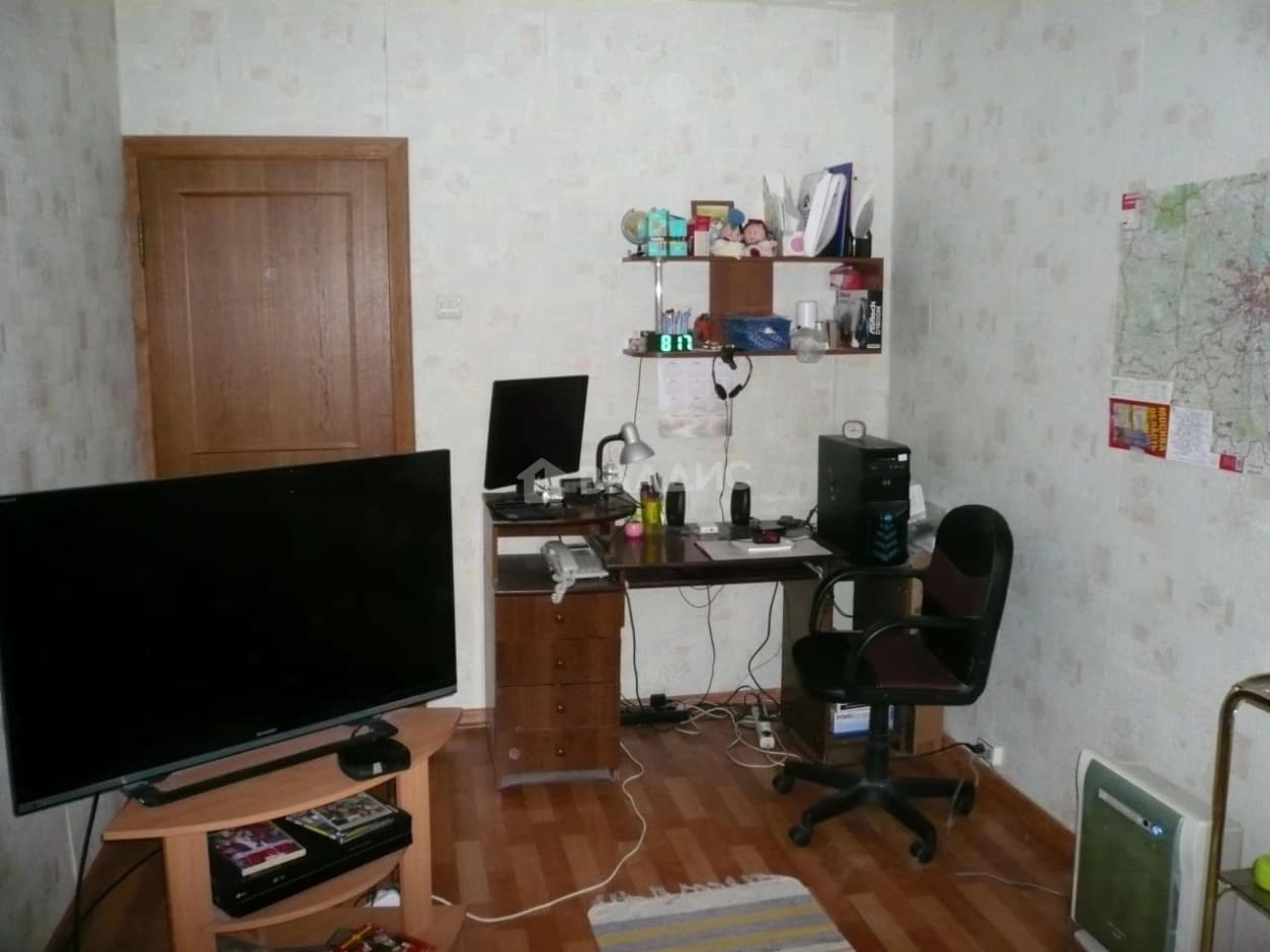 Photo 10