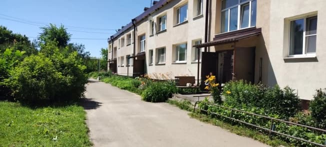 Купить трехкомнатную квартиру в Посёлоке Городского Типе Полотняном Заводе в Дзержинском районе в Калужской области. Вариант № 2286542, 0, площадь - квм, цена 3800000 рублей