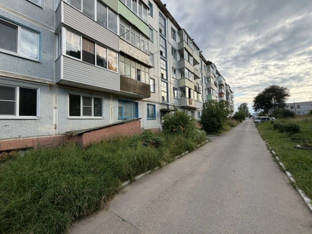 Купить трехкомнатную квартиру в Посёлоке Ломинцевском в Щёкинском районе в Тульской области. Вариант № 2264434, 0, площадь - квм, цена 2800000 рублей