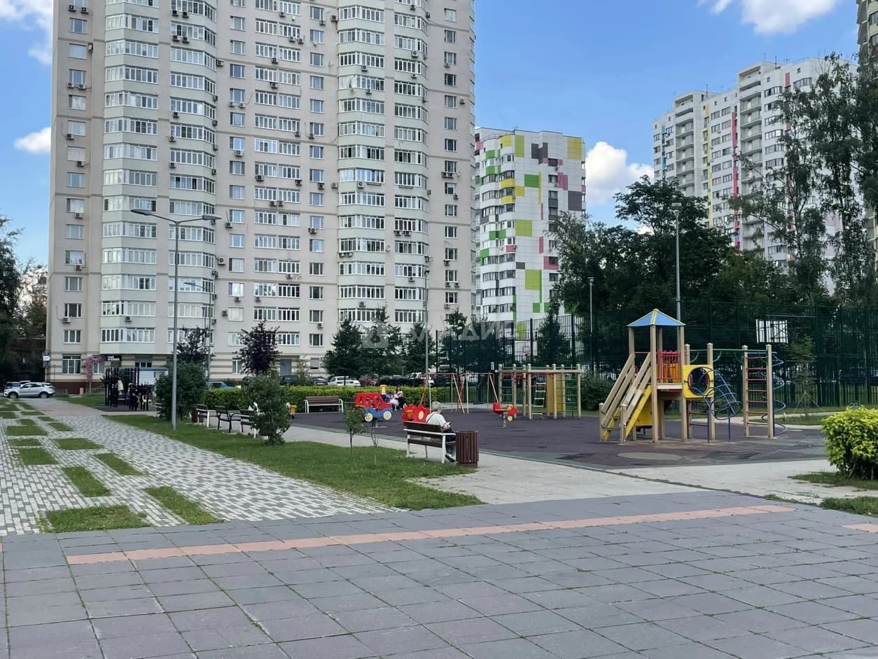 Photo 23