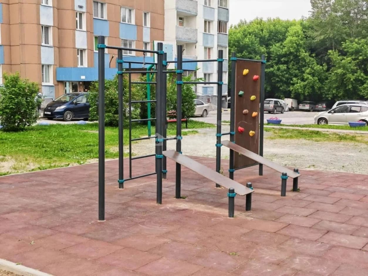 Photo 11