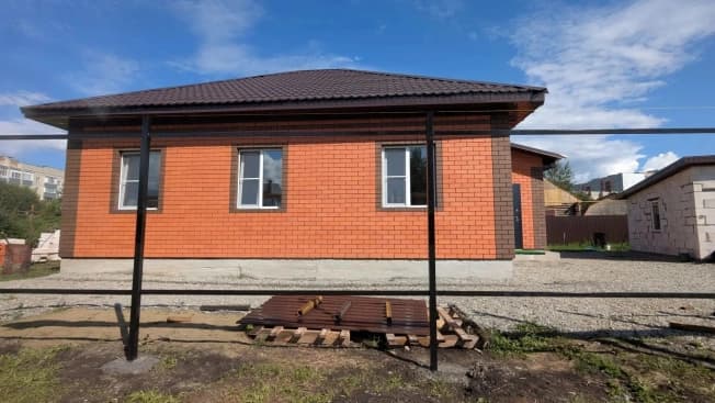 Купить дом в селе Армиёво в Шемышейском районе на улице Молодёжная , село Армиёво в Пензенской области. Вариант № 2294785, 1, площадь - квм, цена 9700000 рублей