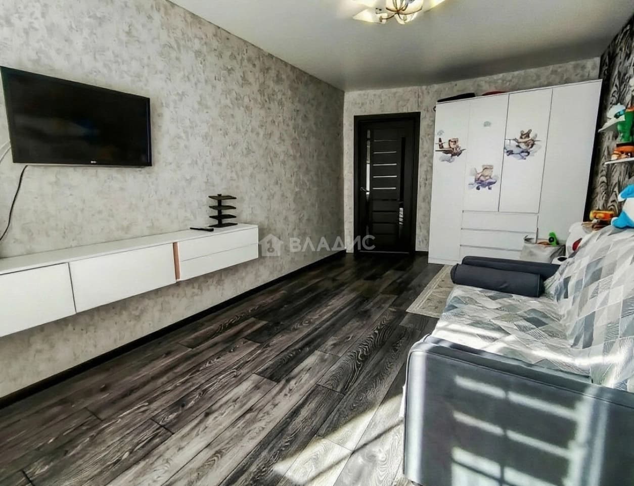 Photo 7