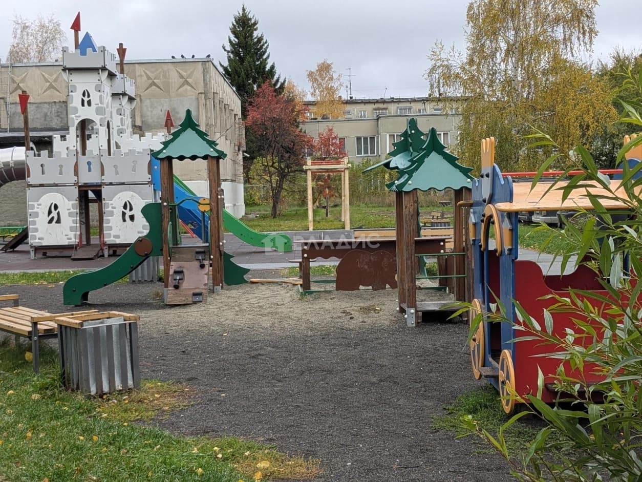 Photo 25