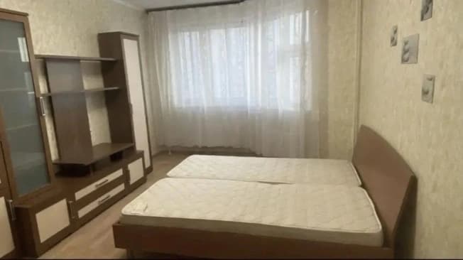 Купить однокомнатную квартиру на улице Родниковая в Москве. Вариант № 2413008, 1, площадь - квм, цена 10000000 рублей