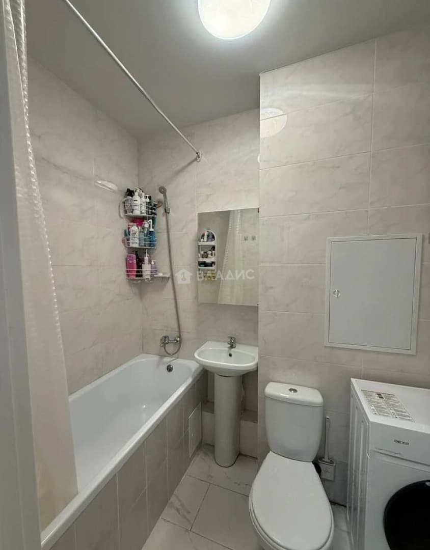 Photo 6