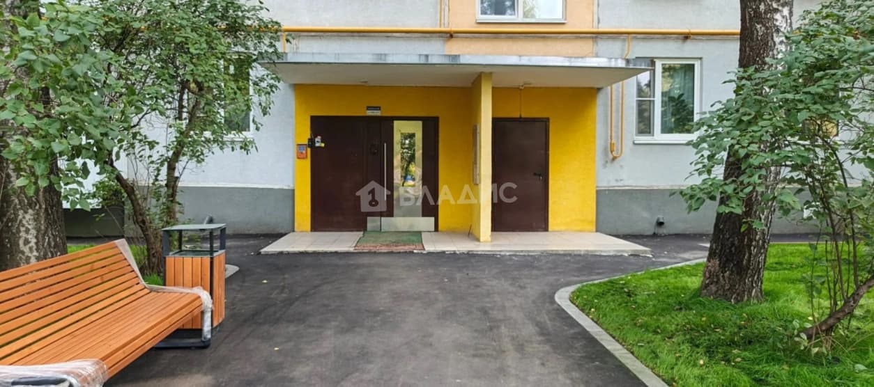 Photo 33