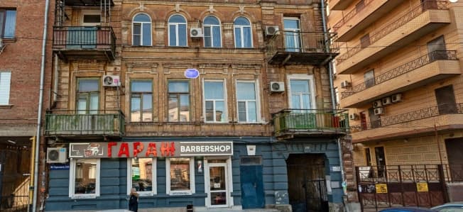 Купить квартиру на вторичке в ЖК Соколова 68 в Ростове-на-Дону. Вариант № 2164096, 1, площадь - квм, цена 3400000 рублей