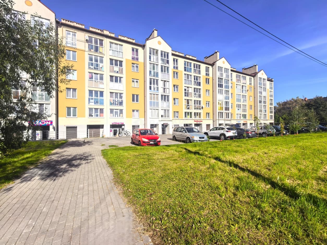 Photo 42