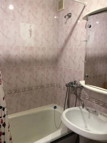 Снять трехкомнатную квартиру до 20 тыс рублей в Пензенской области. Вариант № 2245772, 1, площадь - квм, цена 20000 рублей