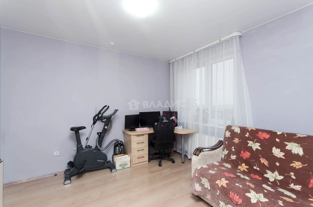 Photo 11