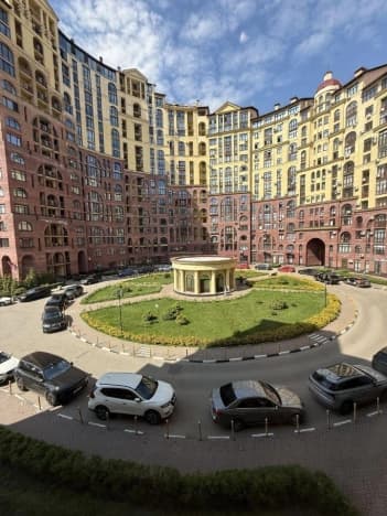 Купить квартиру на улице Михневская в Москве. Вариант № 2340119, 0, площадь - квм, цена 25000000 рублей