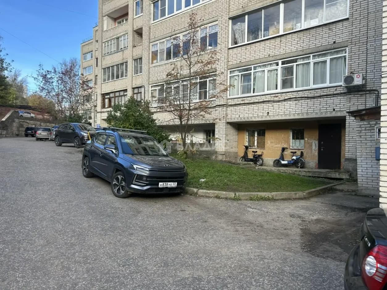 Photo 5