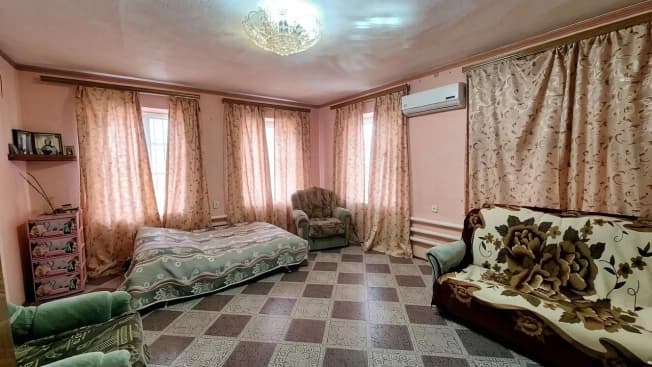 Купить дом на улице Хрюкина в Ейске. Вариант № 2380233, 1, площадь - квм, цена 14490000 рублей