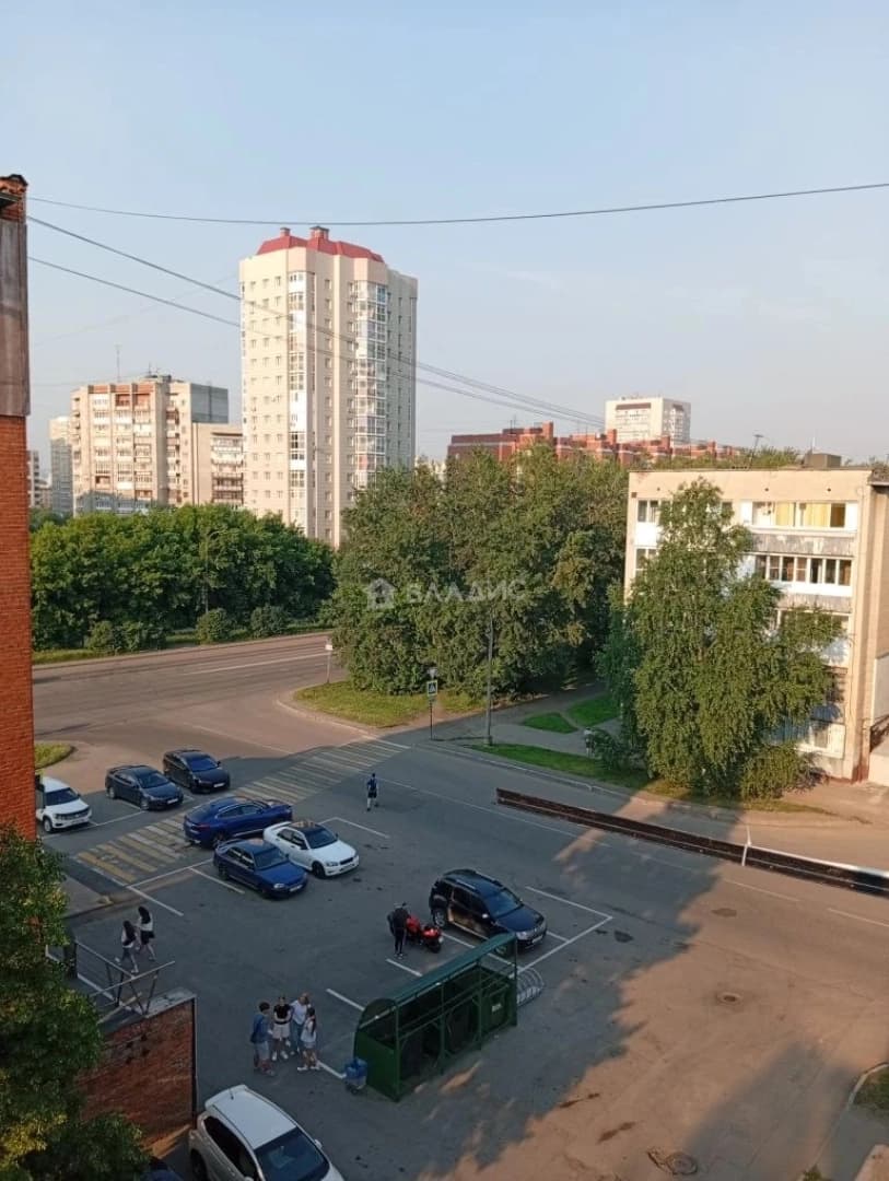 Photo 19