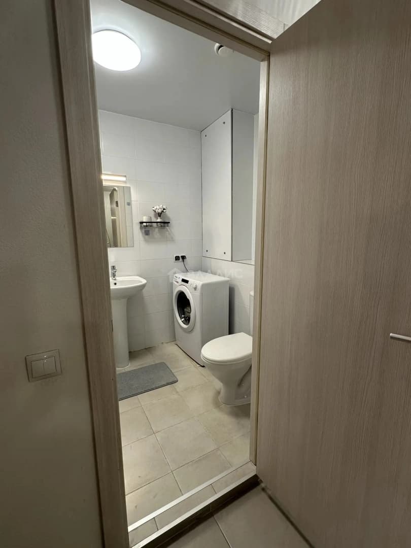 Photo 12