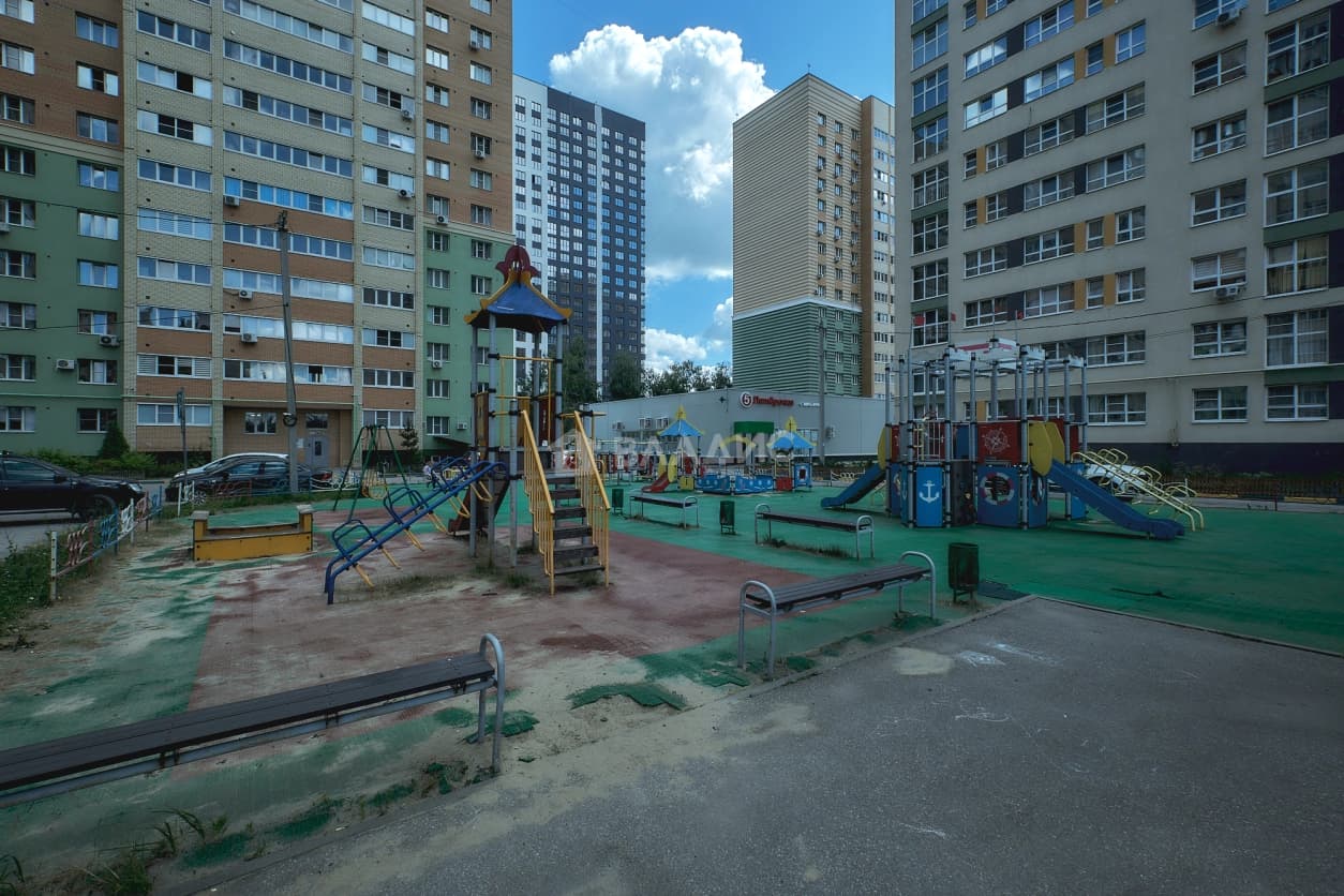 Photo 12