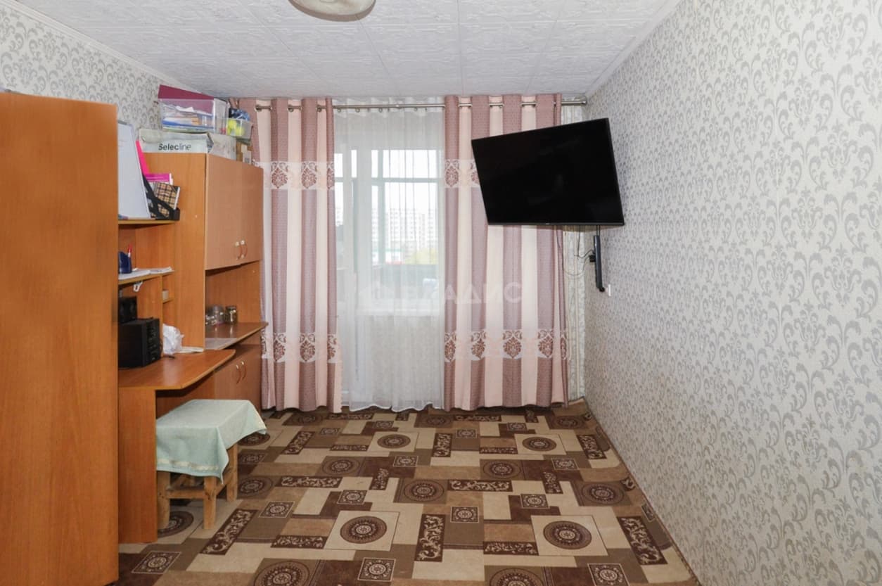 Photo 10