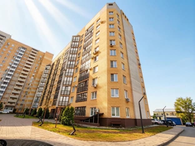 Купить квартиру в Омской области. Вариант № 2211079, 1, площадь - квм, цена 7890000 рублей